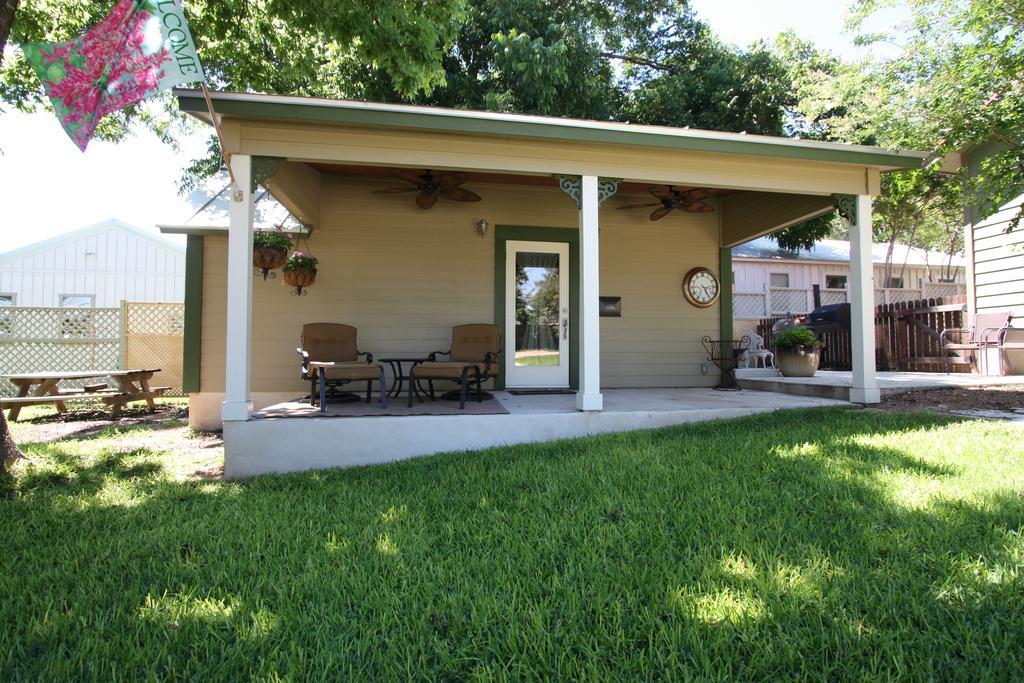 Agape Cottage Fredericksburg Eksteriør billede